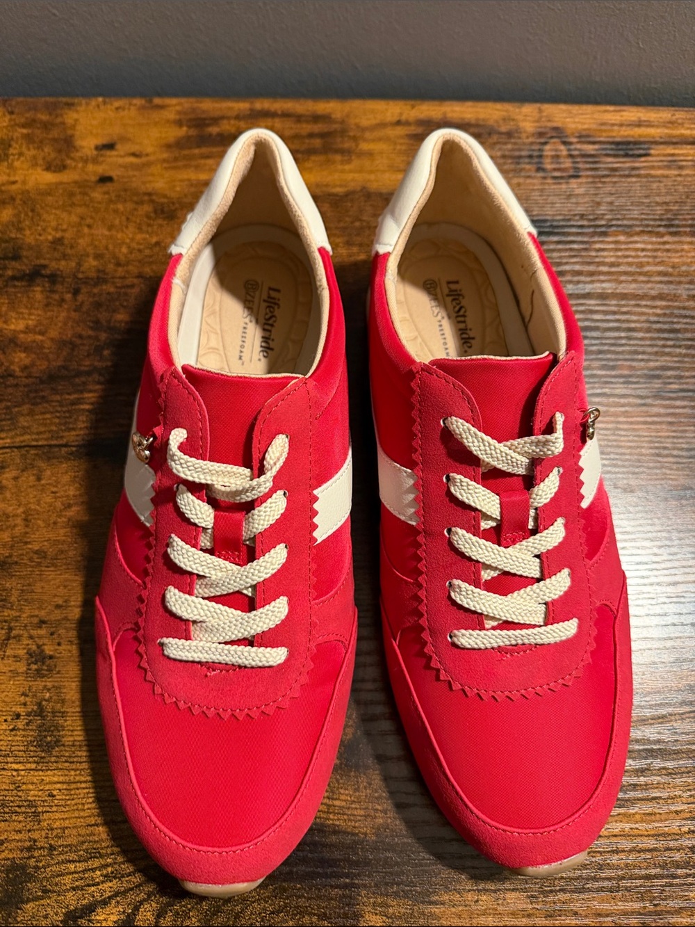 ❤️Life Stride Red Comfort Sneakers- Women’s Casual Lace-Up Shoes❤️